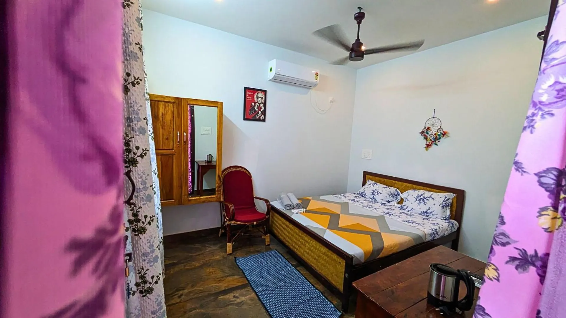Hostelexp, Varkala - A Beach Town Hostel